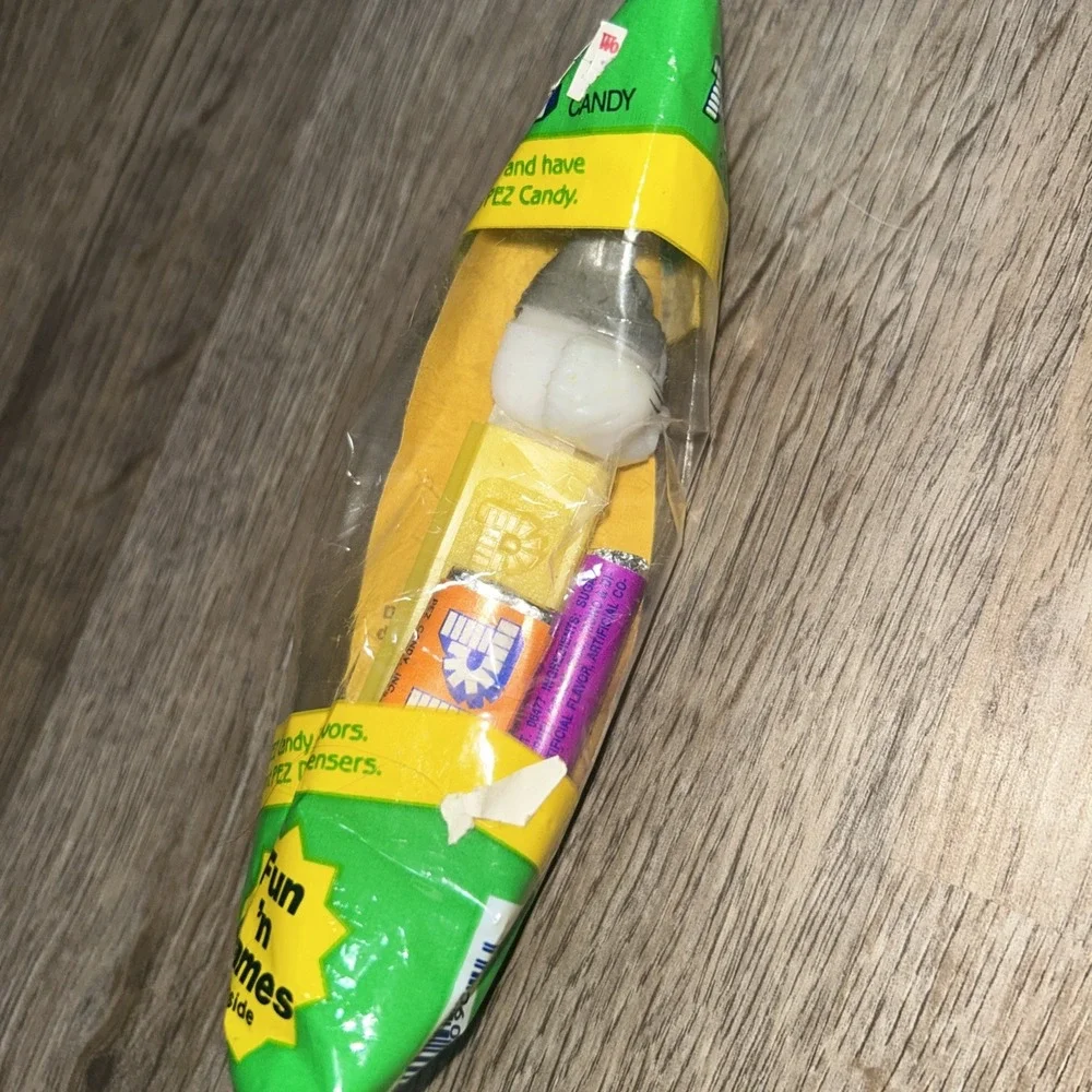 Pez Singles- Looney Tunes- Bugs Bunny B, Mint‎ in Bag